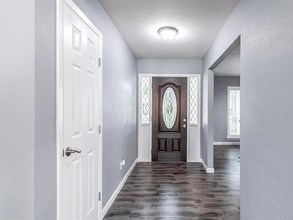 4th image of 10714 Valley Forge Dr