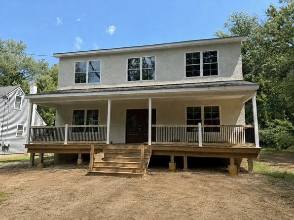 2245 3rd Ave, Upper Chichester, PA 19061