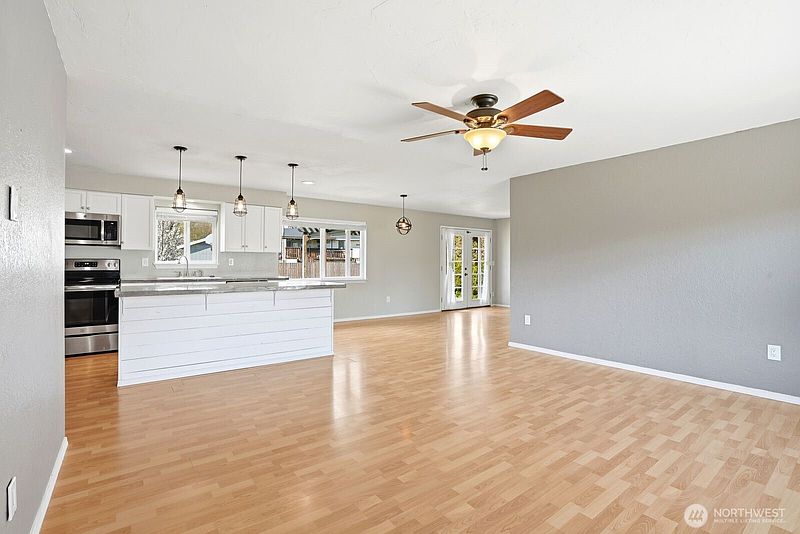5th image of 207 Palmer Drive