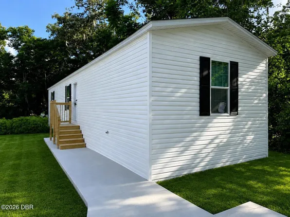 220 Carroll Ave, Deland, FL 32720