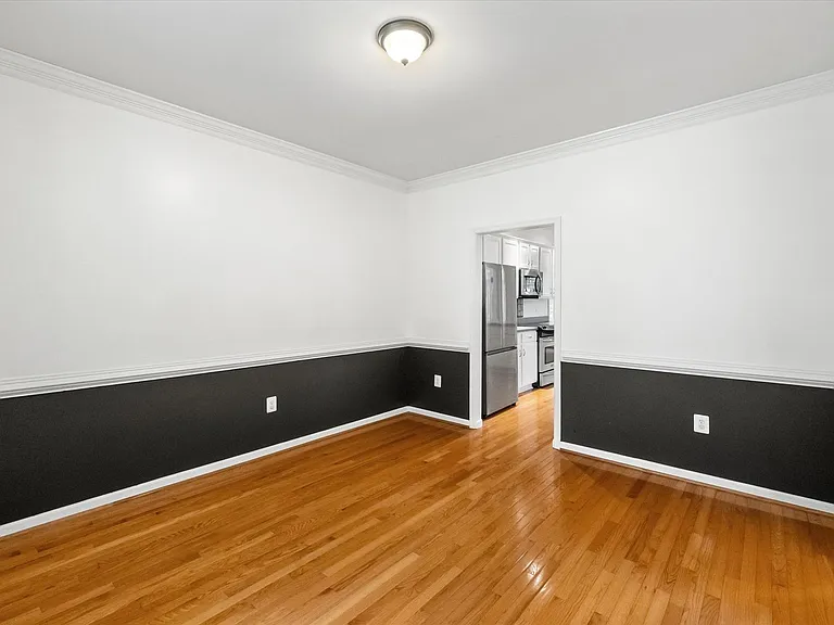 4107 Lakeview Pkwy — Photo 9