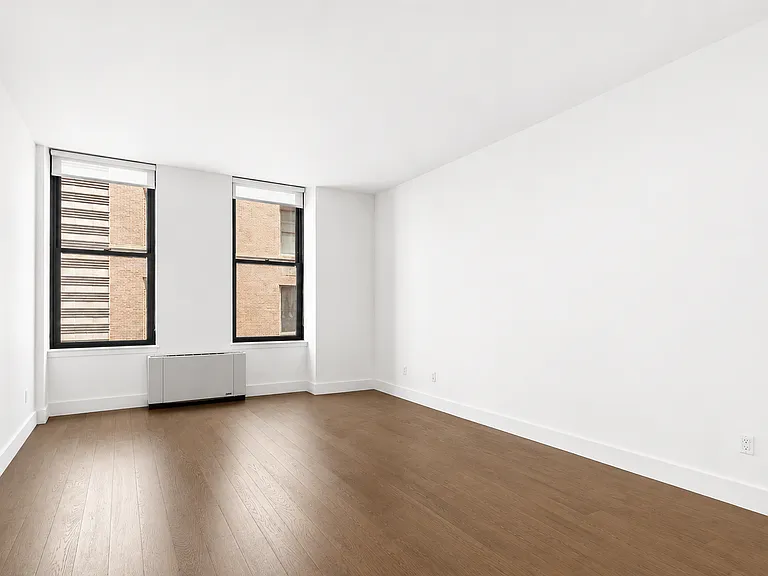 25 Broad St #9N — Photo 6