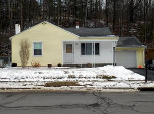 944 Day Hollow Rd, Endicott, NY 13760