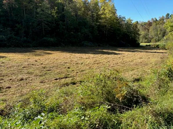 1 Mayers Rd, Booneville, KY 41314