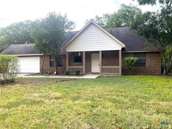 1306 Carnation Ln, New Braunfels, TX 78130
