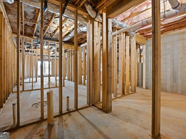 360 Ansley Dr — Photo 35