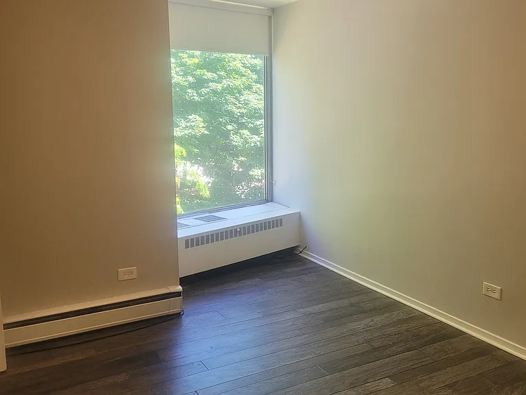 1st bedroom