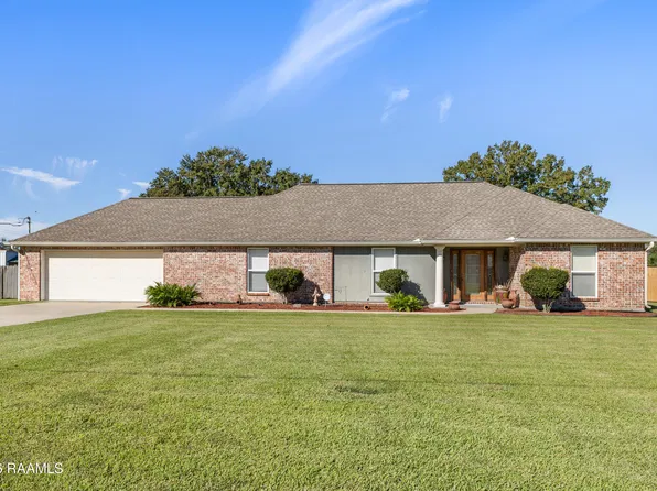 3308 Schwing Rd, New Iberia, LA 70560