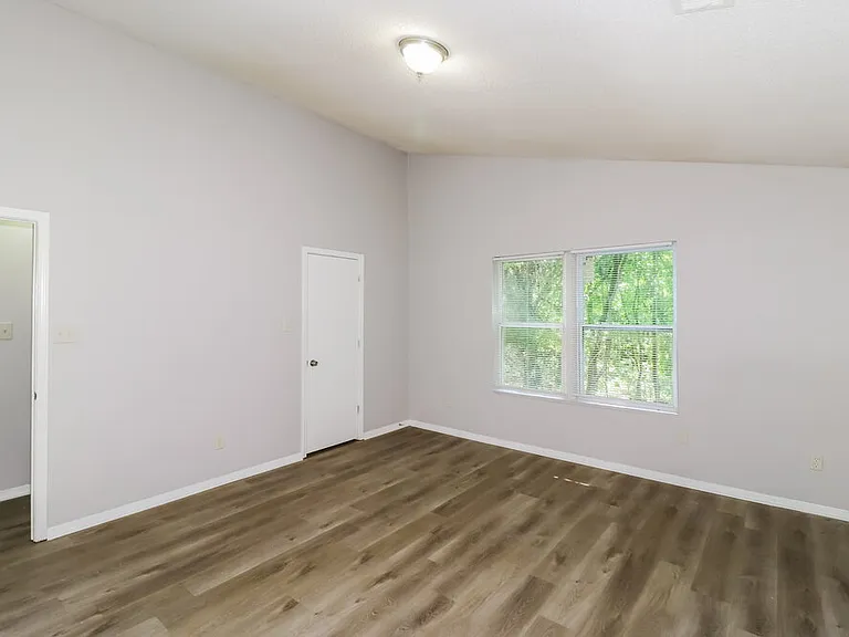 4680 Waterfront Oak Dr — Photo 11