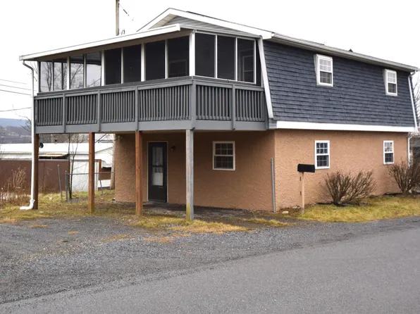 104 Zimmerman Ln, Duncansville, PA 16635