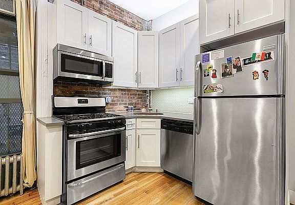 3rd image of 57 Clifton Pl APT 1