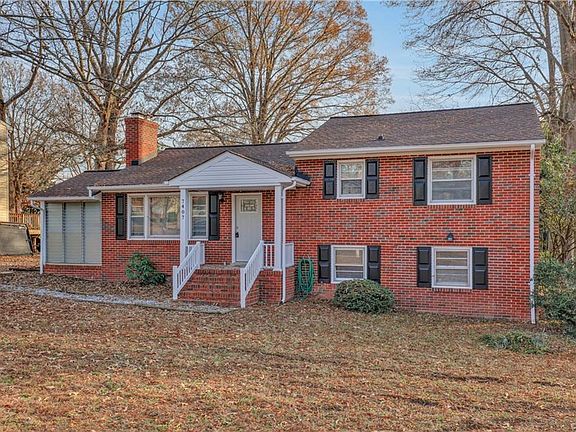 2nd image of 7407 Dell Dr