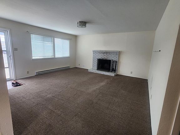 5th image of 408 Metzgar St