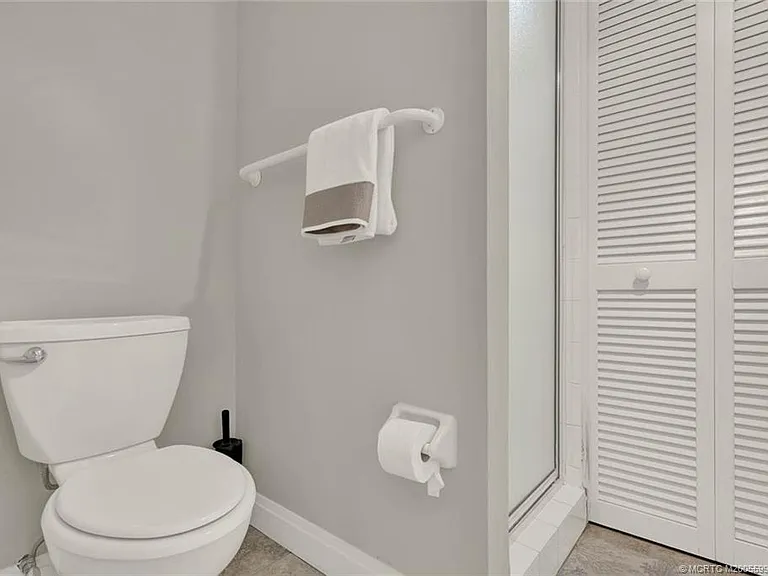 9490 S Ocean Dr #410 — Photo 27