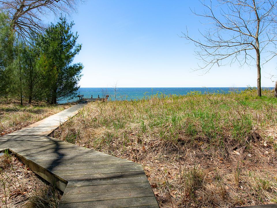 1st image of 1391 Scenic Dr