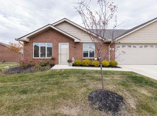 891 Autumn Chase Ln, Marysville, OH