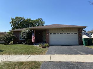 16416 S Rowley Ln, Lockport, IL 60441
