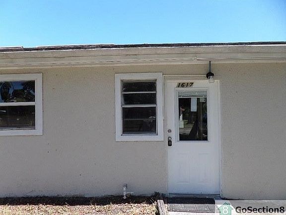 3rd image of 1617 N Betty Ln