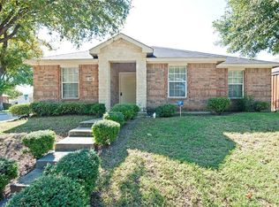 5102 Wesley Chapel Ln, Dallas, TX 75236