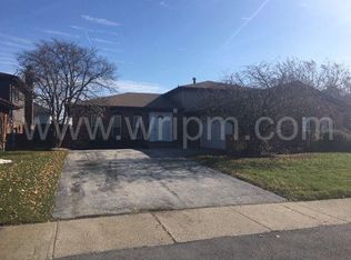 20043 Lake Lynwood Dr, Lynwood, IL 60411