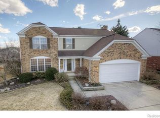 45575 Hanford Rd, Canton, MI 48187