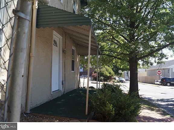 5th image of 228 7th Ave
