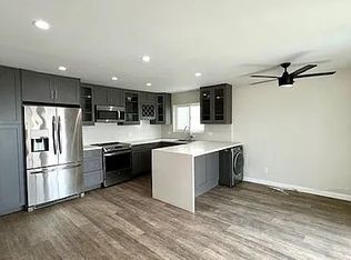 24 S 6th Pl APT 705, Long Beach, CA 90802