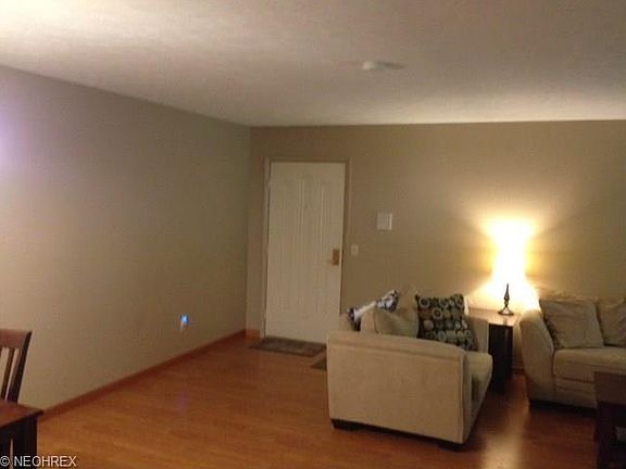 4th image of 27083 Oakwood Cir #X-110