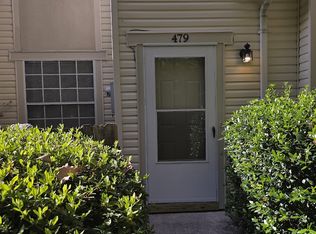 479 Lees Mill Dr, Newport News, VA 23608