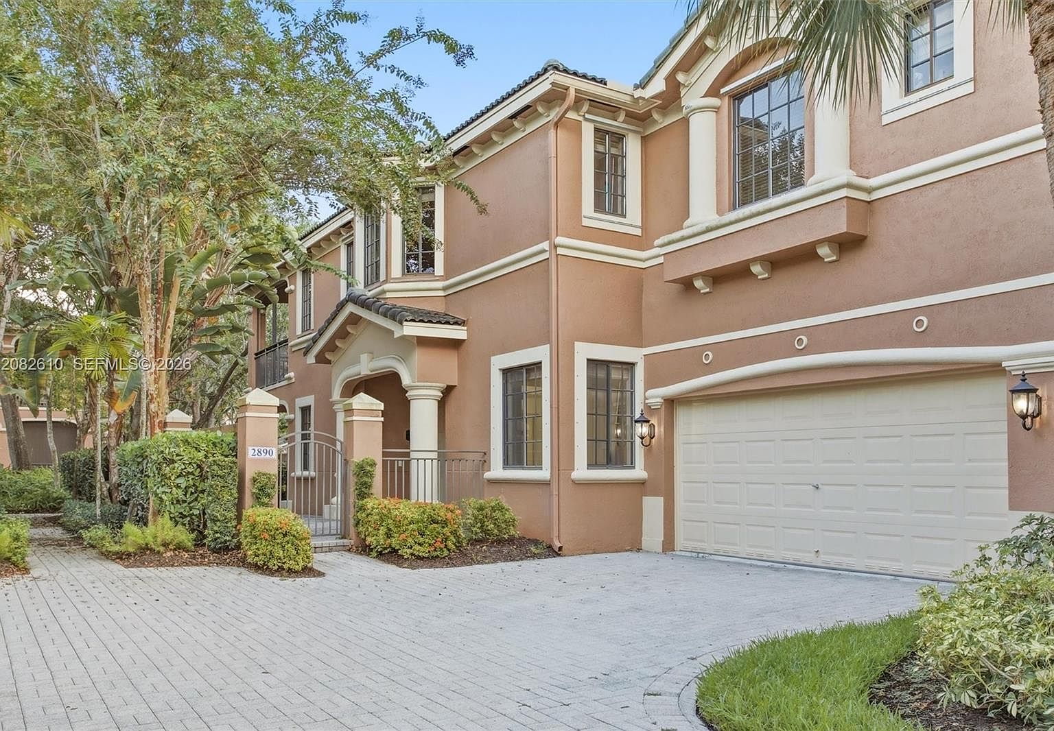2890 Kinsington Cir