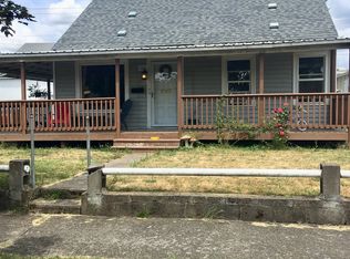 2260 E St, Springfield, OR 97477