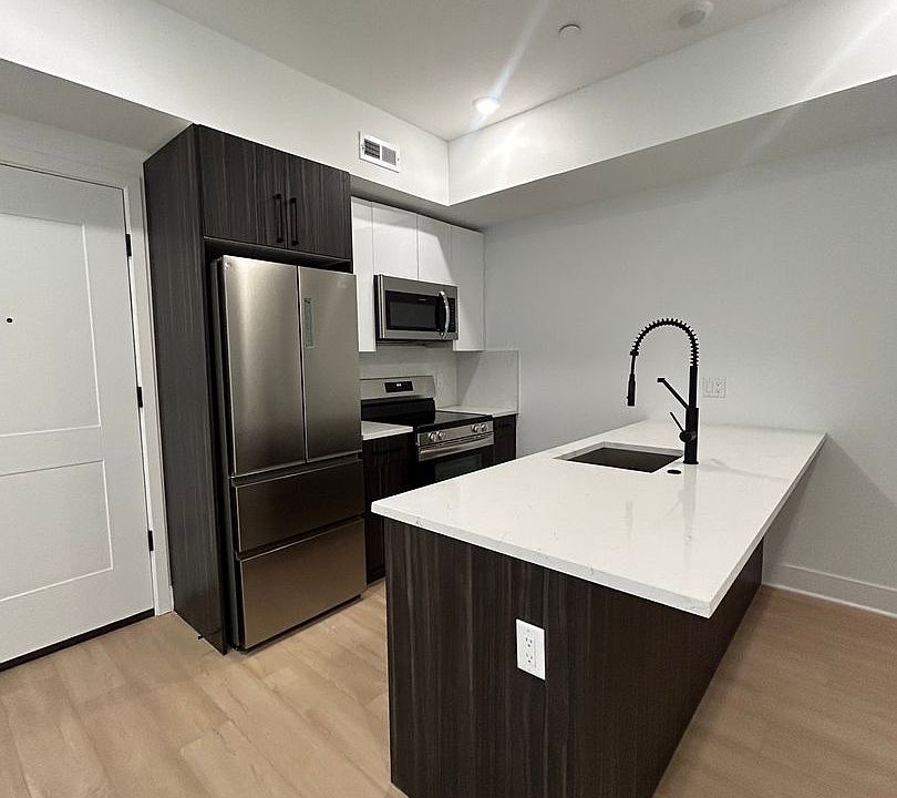 1st image of 3310 Fairmount Ave #6
