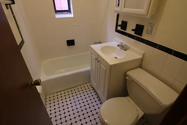 Rented by America Mecca Realty LLC | media 28