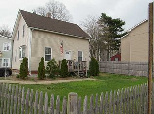 85R Cemetery St, Providence, RI 02904