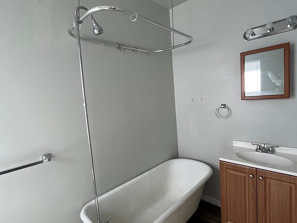 2nd image of 3105 Frankford Ave Floor 3