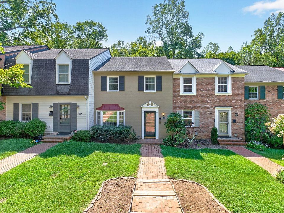 1st image of 107 Georgetown Grn