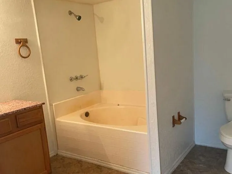 35229 Orange Grove Ln — Photo 5