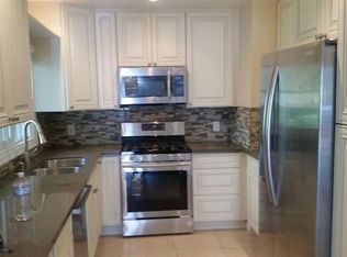 407 Fernleaf Ave APT A, Corona Del Mar, CA 92625