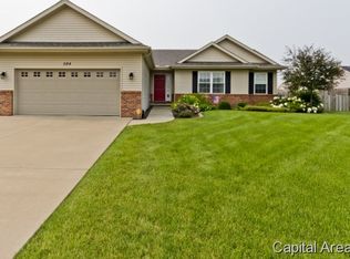 504 Wake Ct, Chatham, IL 62629