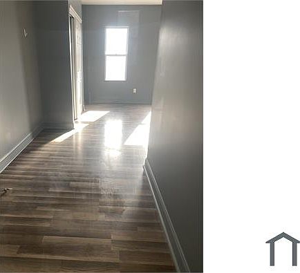 3rd image of 5844 N Park Ave #2