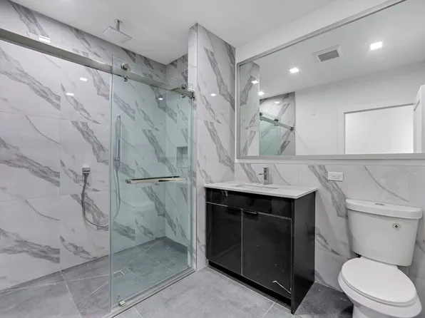 8400 4th Avenue image 5 of 36