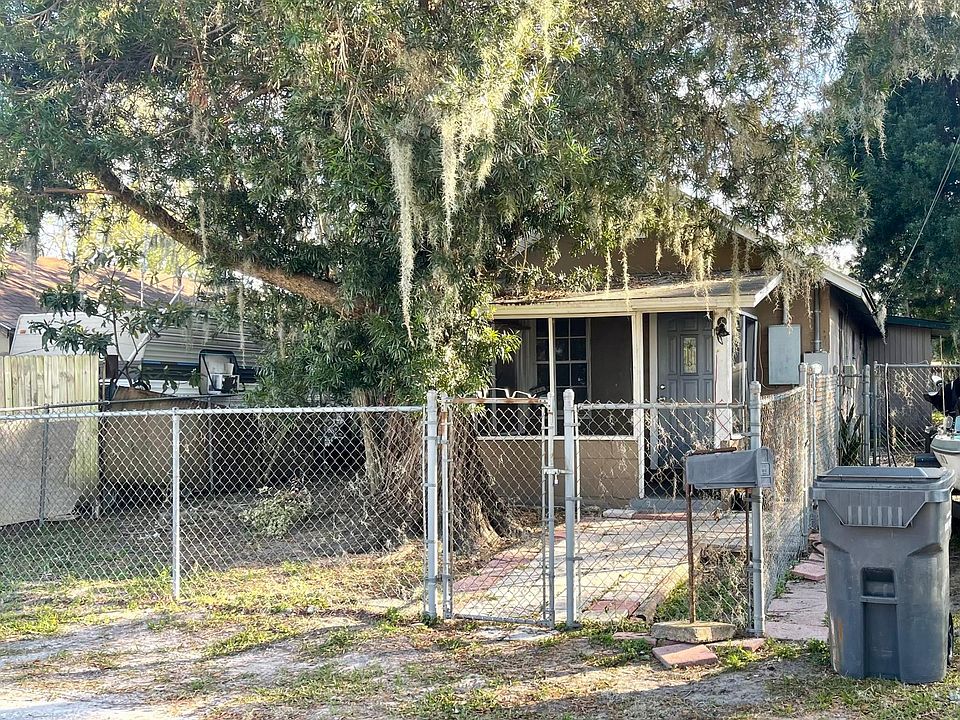 1st image of 18 Lake Shipp Ct