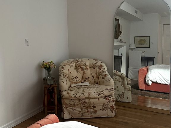 3rd image of 35 Eastern Pkwy APT 2L