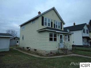 1608 E 11th St, Hibbing, MN 55746