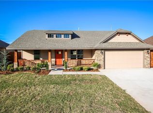 1717 Pinewood Dr, Moore, OK 73160