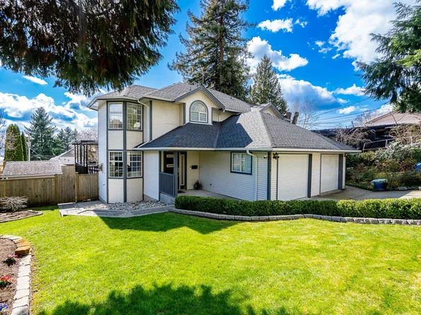 1120 Hachey Ave, Coquitlam, BC V3K 2H4