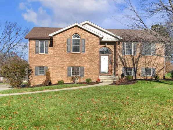 1312 Bonnie Blue Loop, Lawrenceburg, KY 40342