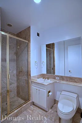 Rented by Domus Realty | media 5