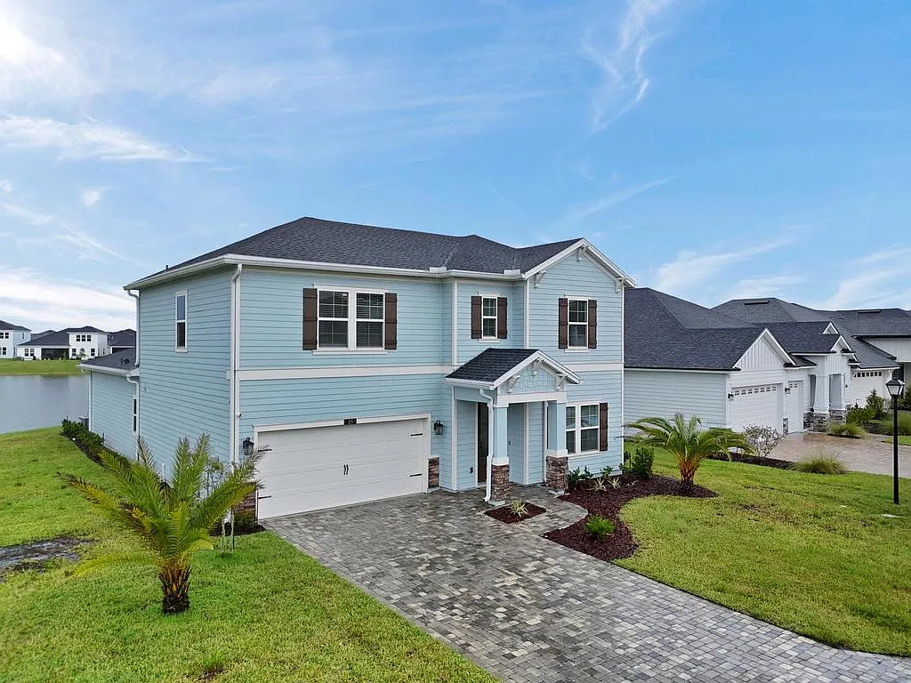4 bed, 3.5 bath, 3000 sqft, $3,400 — Photo 1