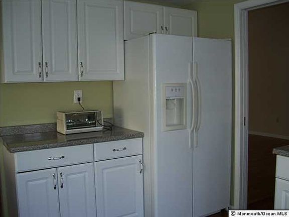 3rd image of 891 Stratford Court #A
